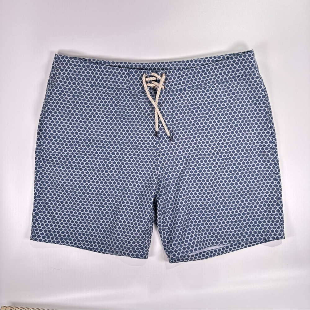 Faherty Men’s All Day Boardshort Blue Scallop Print Swim Trunks 38 - Picture 2 of 10